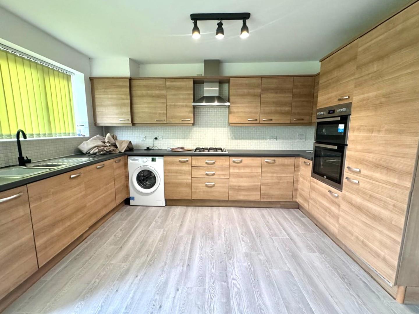 Mill Pond Drive, Upton