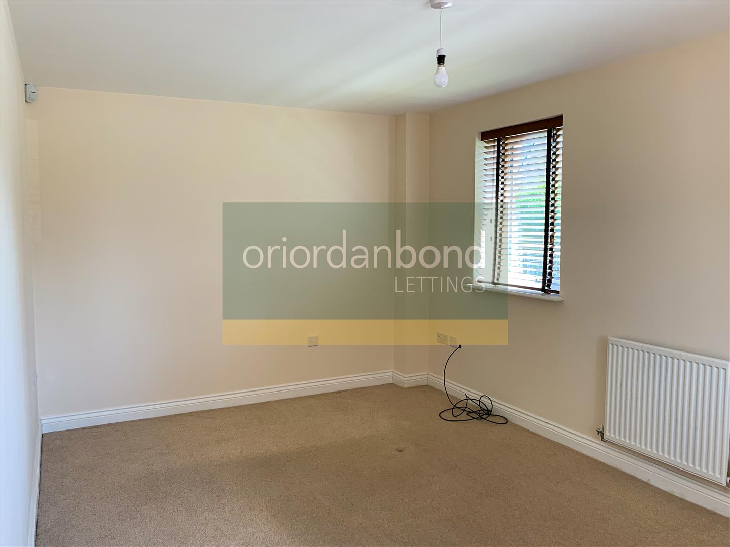 Strathspey Gate, Broughton