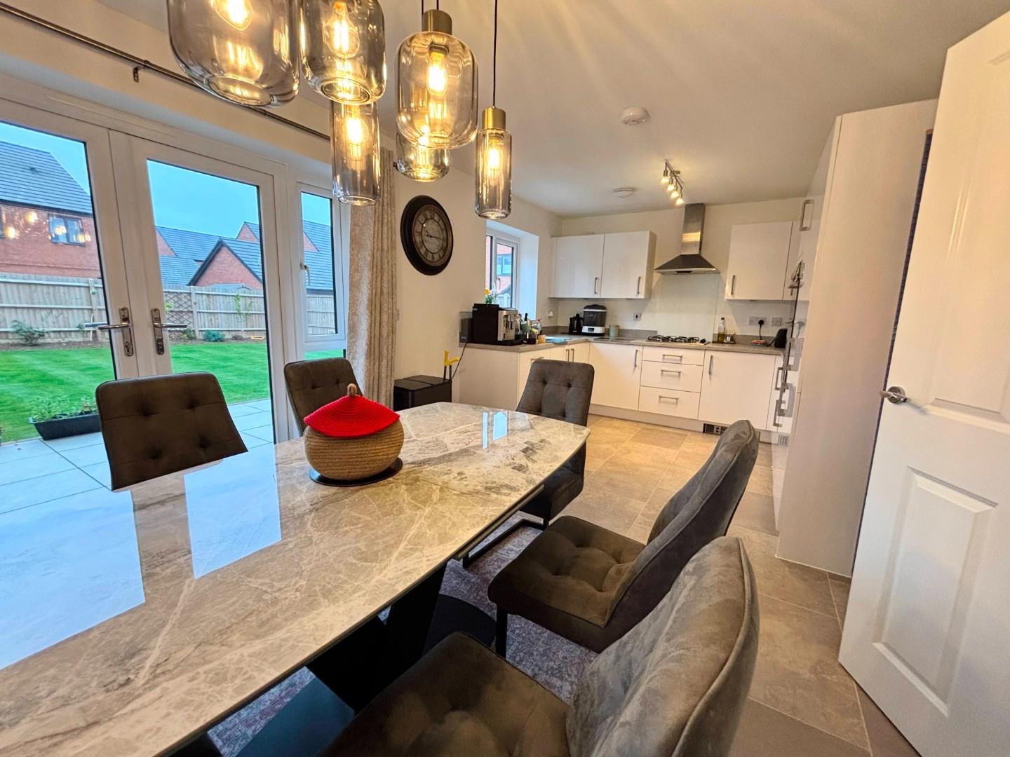 Silver Birch Road, Wootton