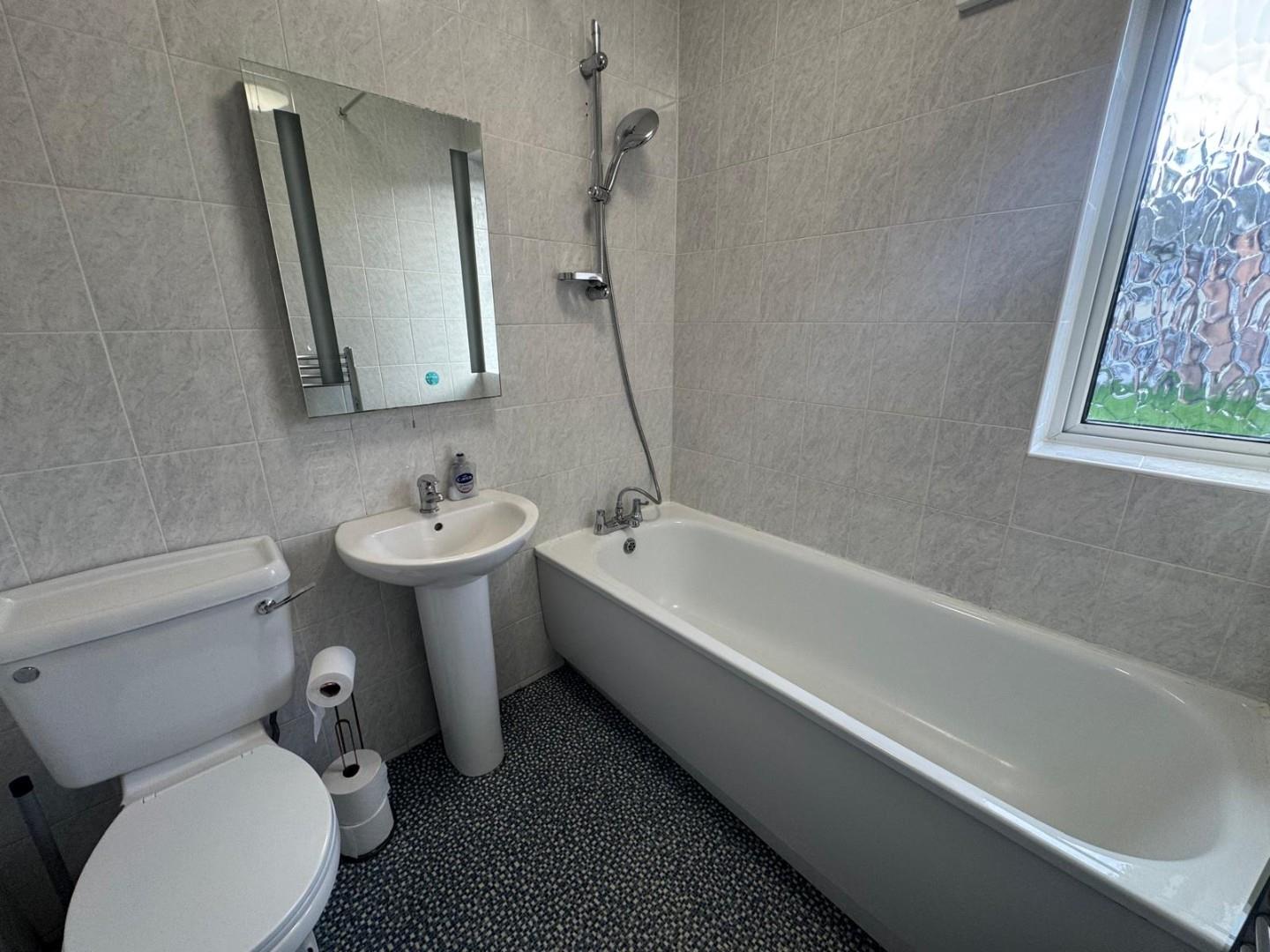 Dallington Road, Dallington