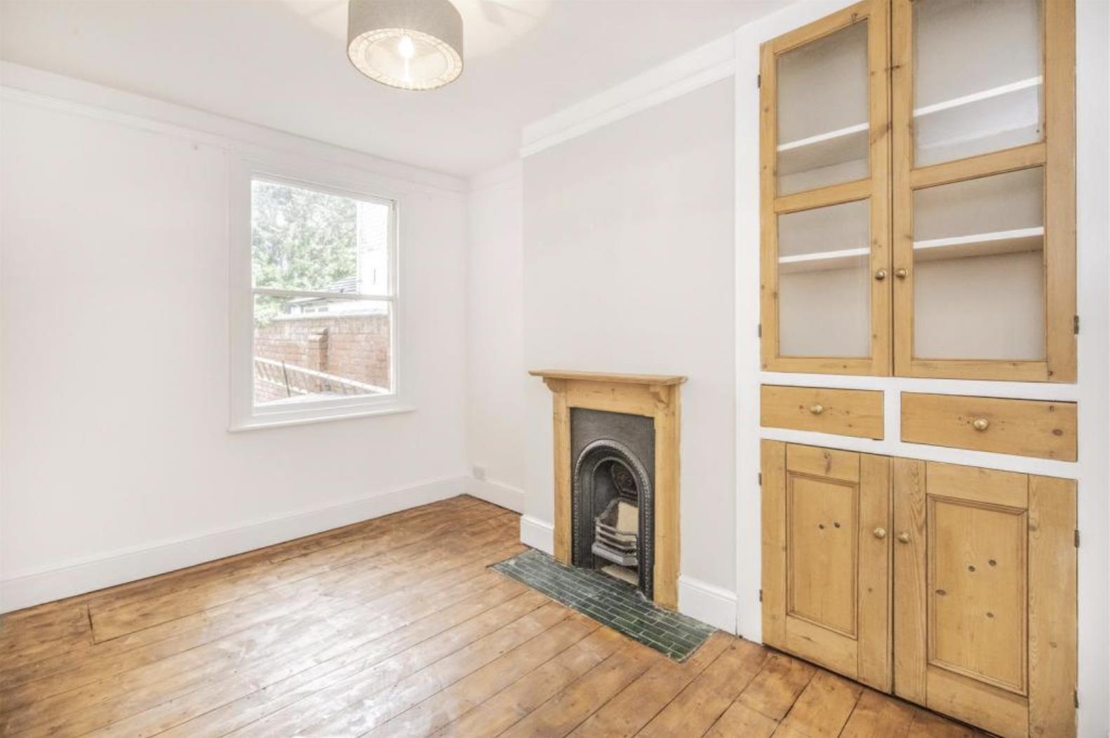 Derby Road, Abington