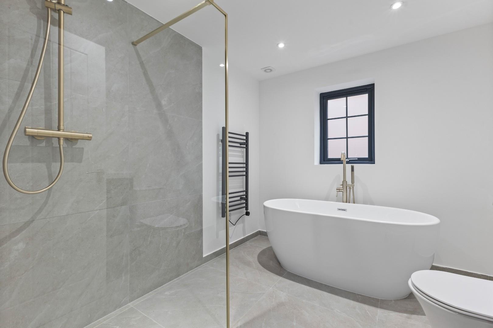 Thorpeville, Moulton