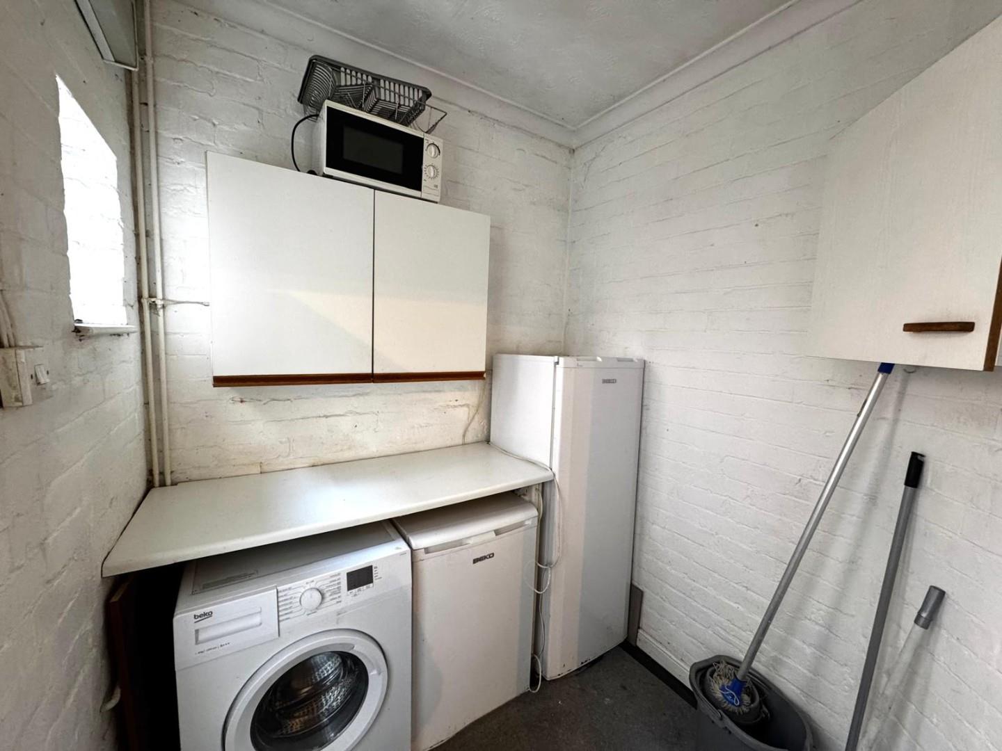 Thursby Road, Abington