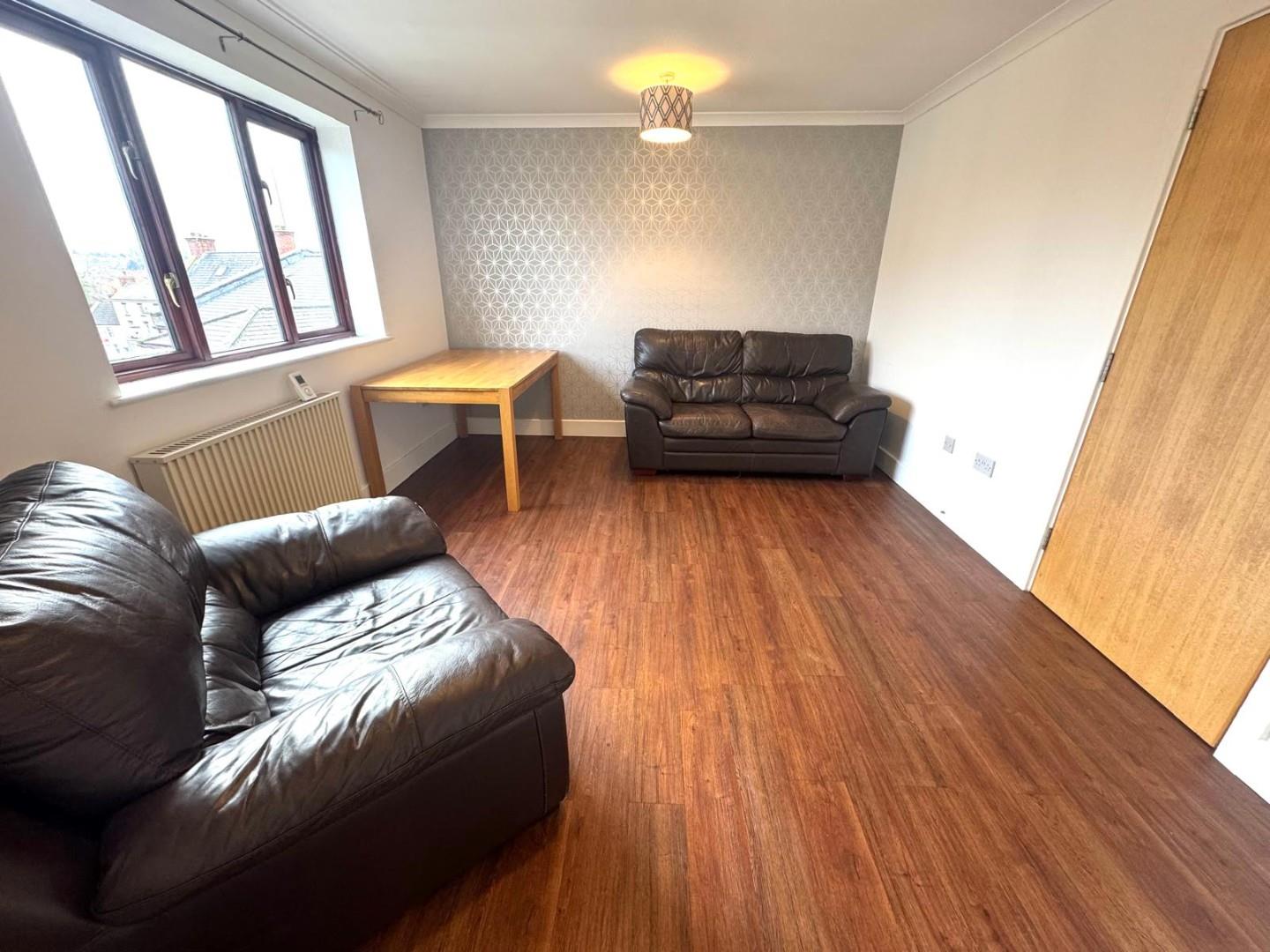 Henry Bird Way, Southbridge