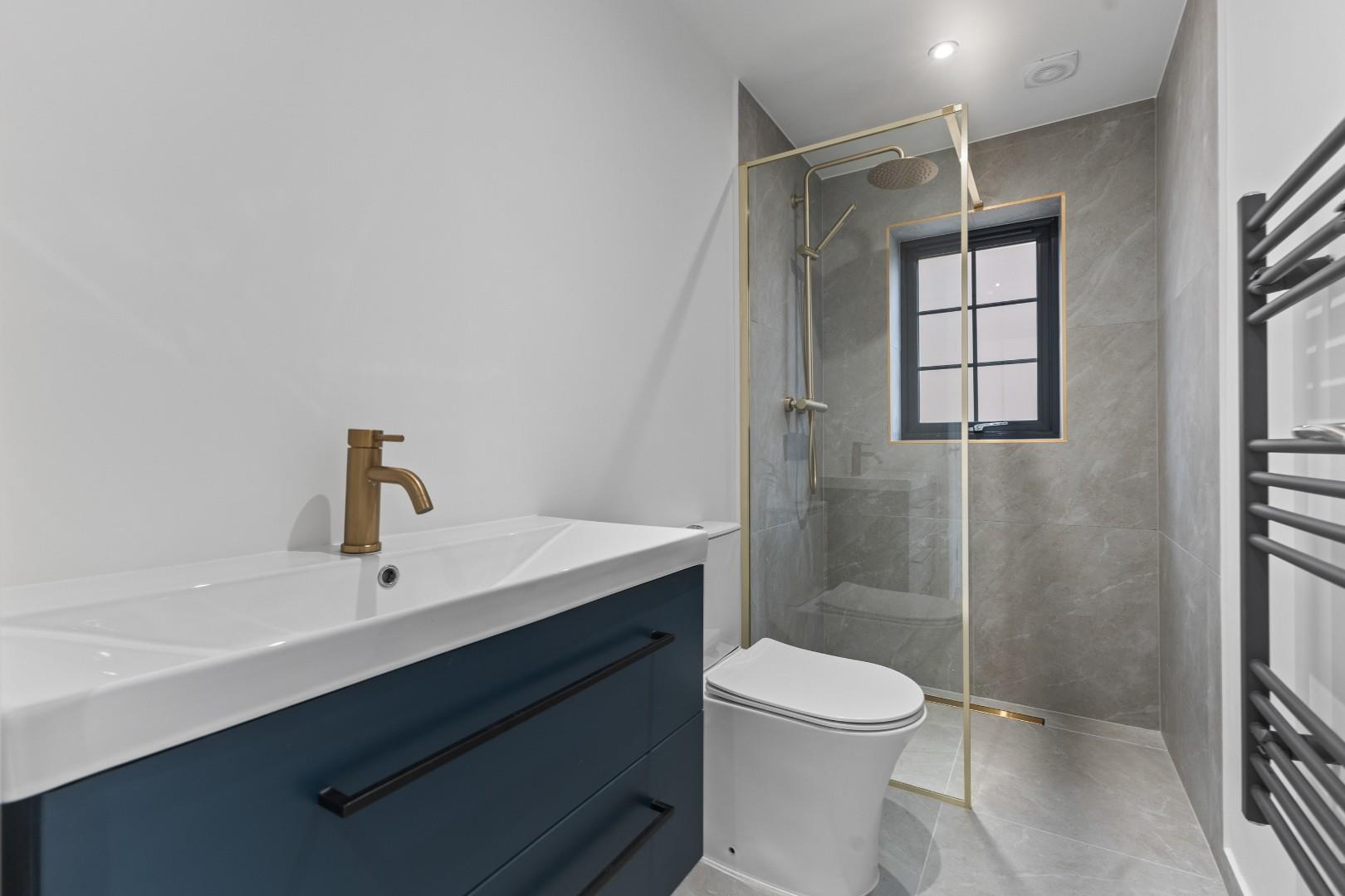 Thorpeville, Moulton