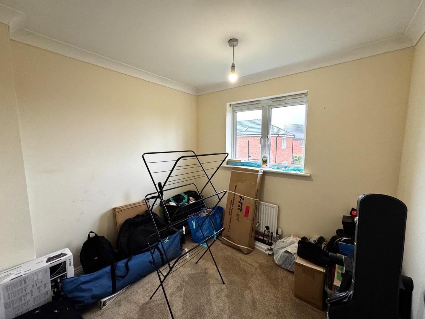 Flinters Close, Wootton