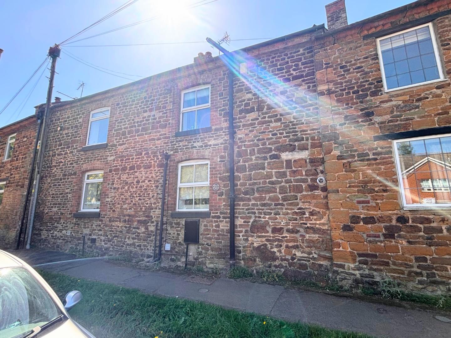 High Street, Hardingstone
