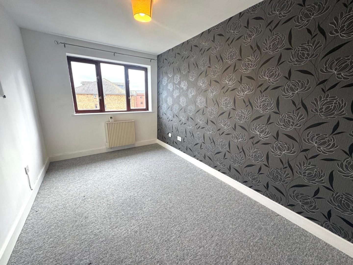 Henry Bird Way, Southbridge