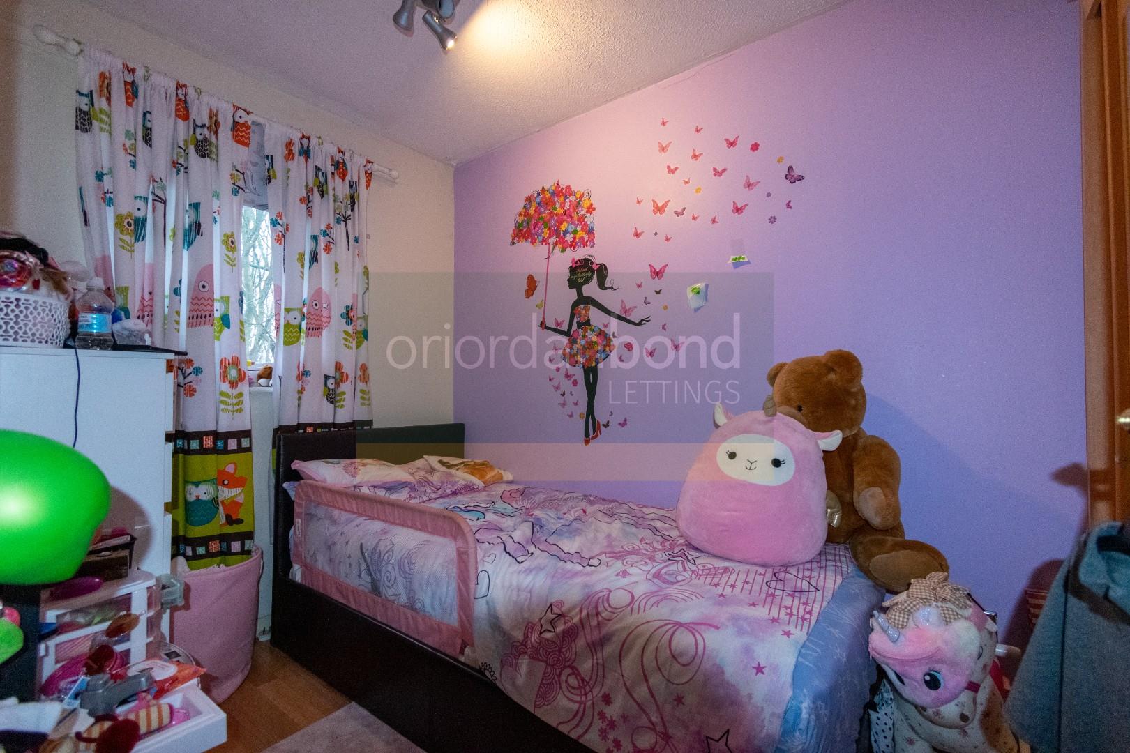 Donellan Green, Southfields