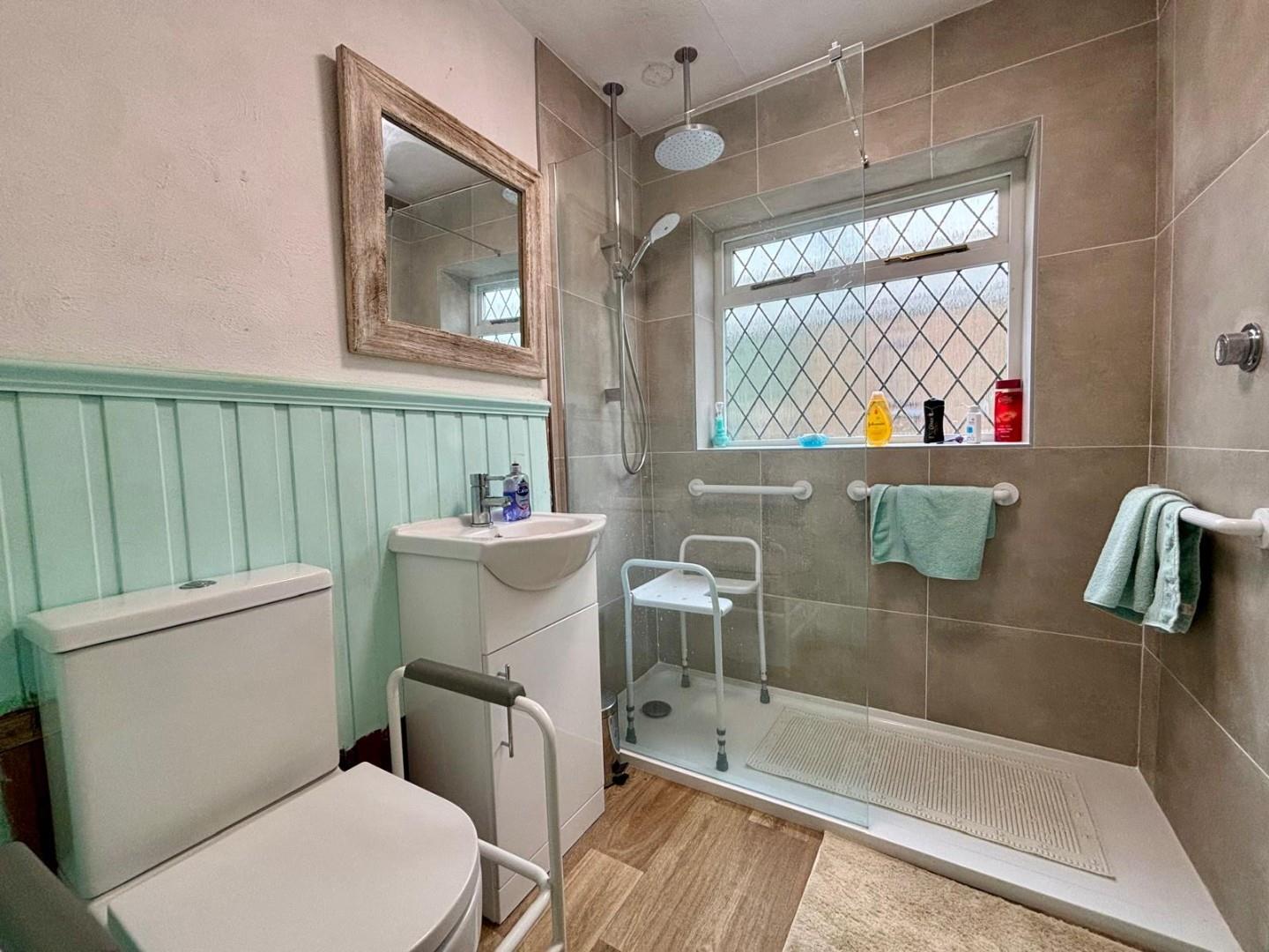 Taunton Avenue, Abington Vale