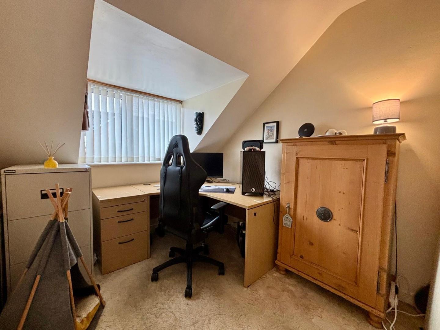 Hillside Way, Weston Favell Village