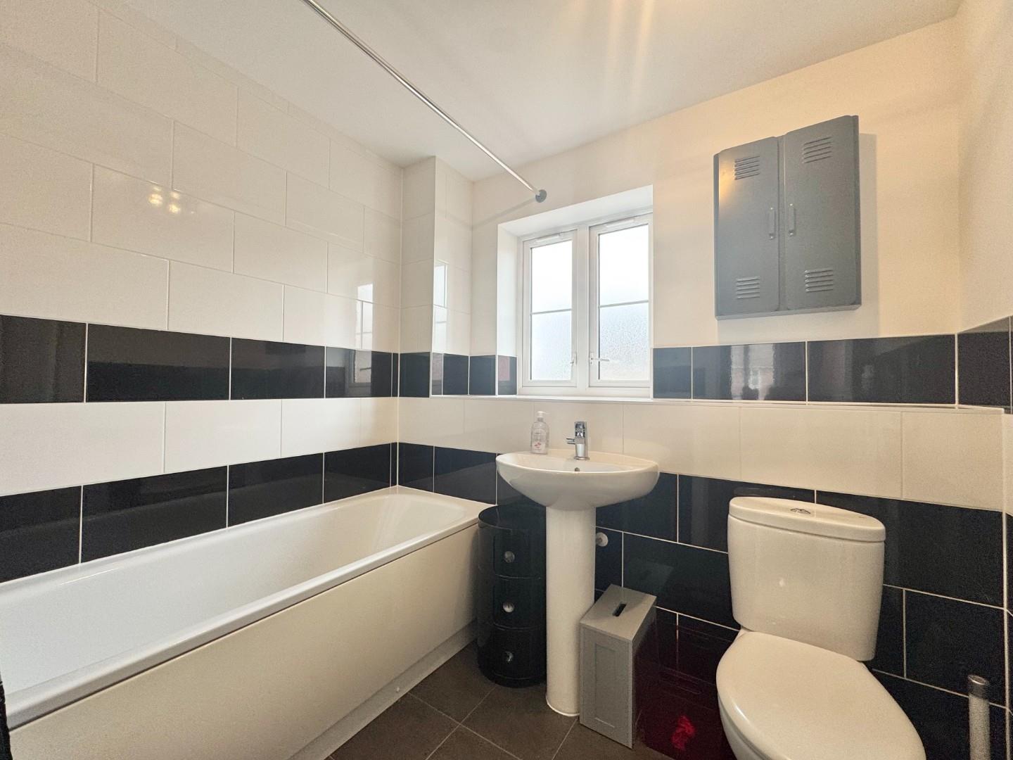 Ellis Way, Abington Vale