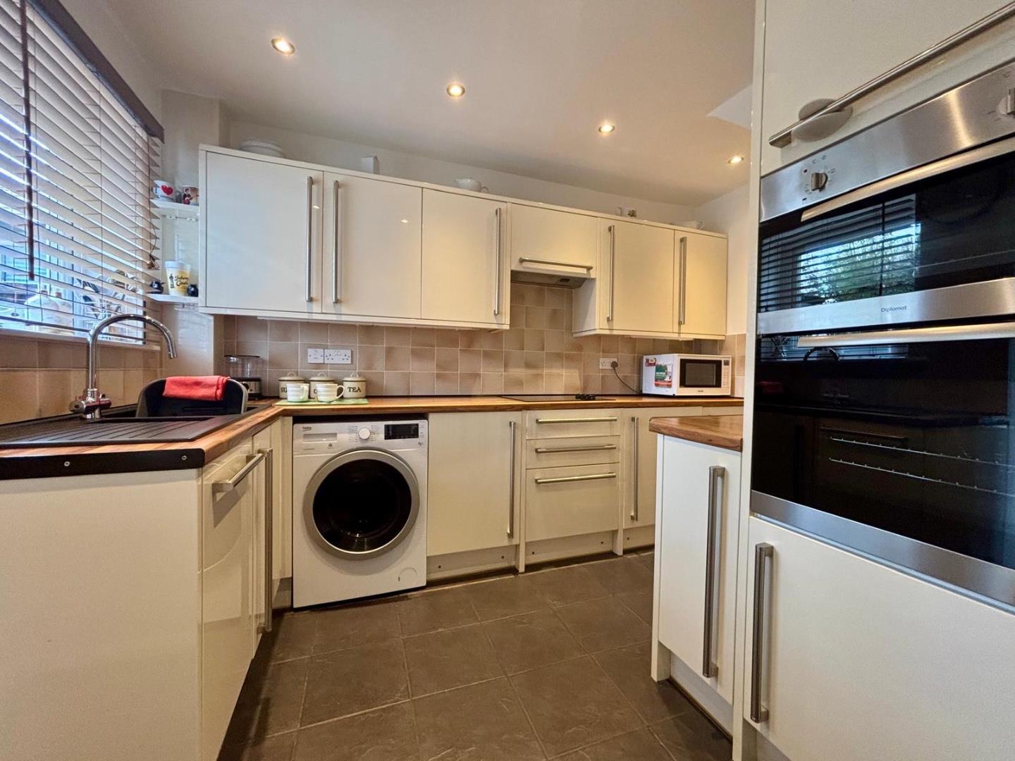 Cavendish Drive, Abington Vale