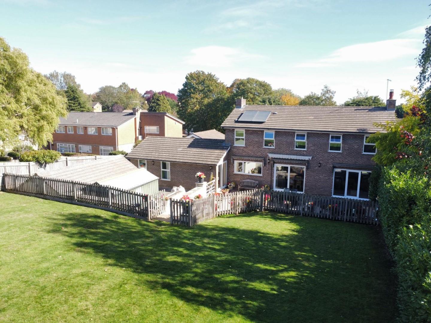 Thorburn Road, Weston Favell Village