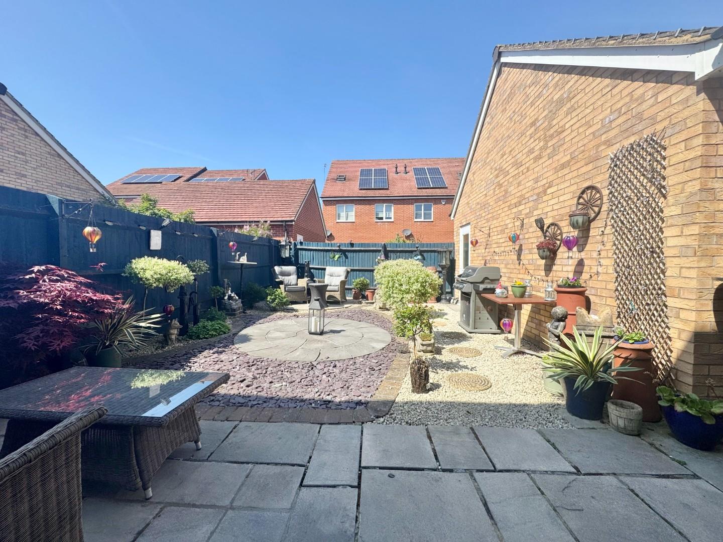 Ellis Way, Abington Vale