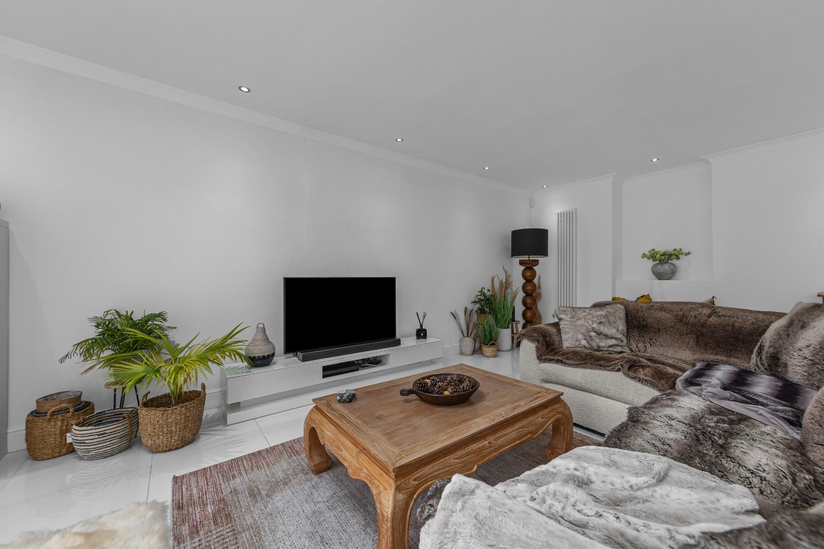 Watersmeet, Rushmere