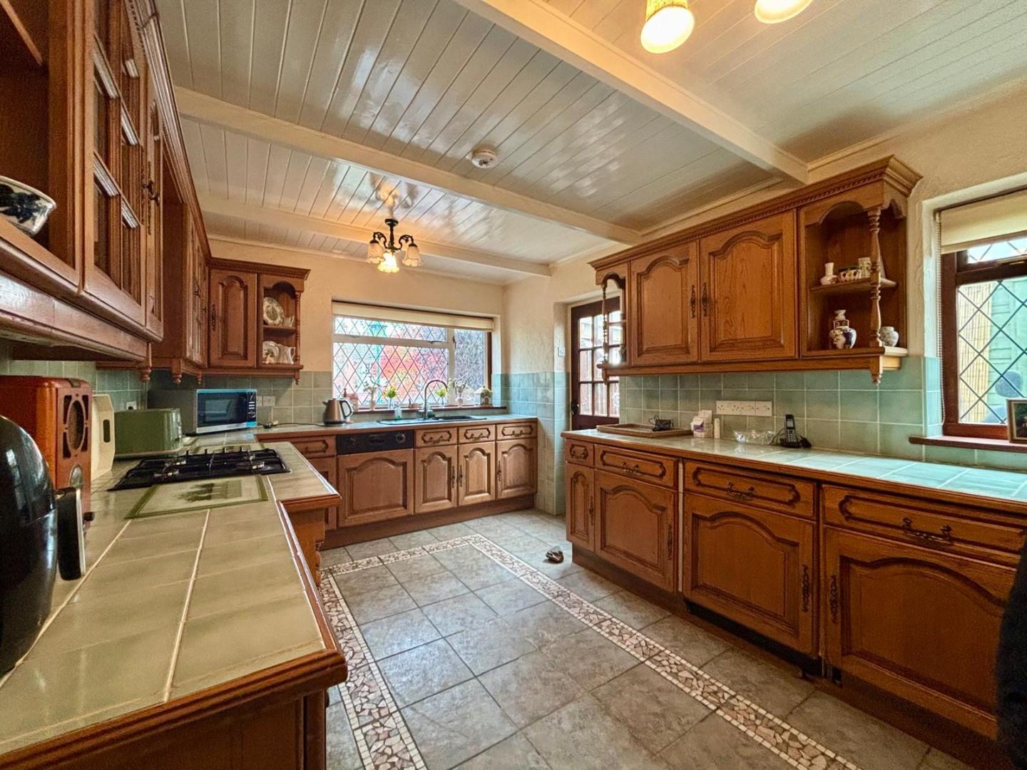 Taunton Avenue, Abington Vale