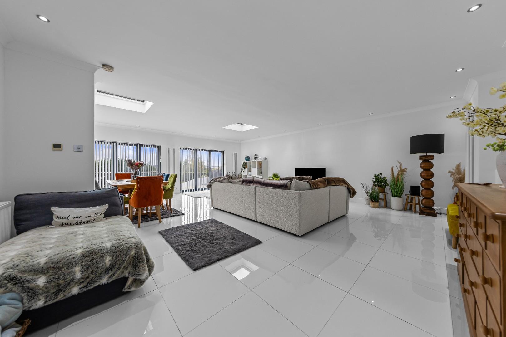 Watersmeet, Rushmere