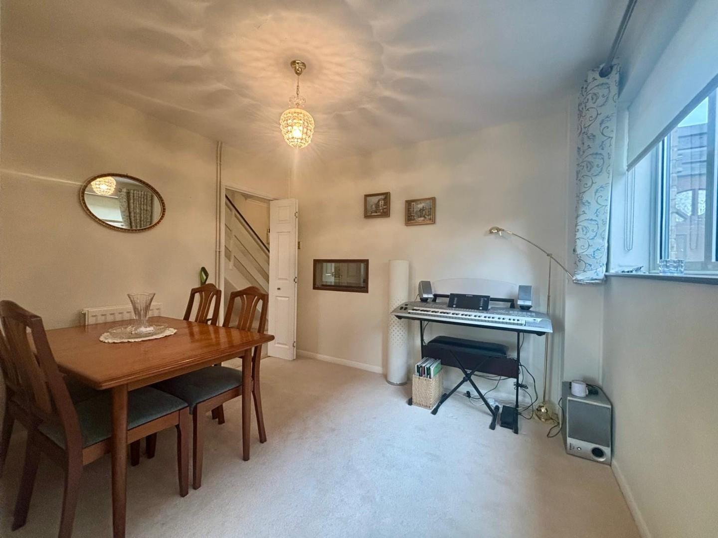 Milverton Crescent, Abington Vale