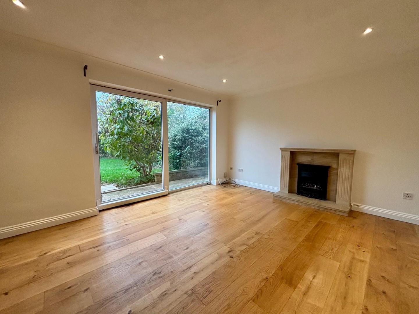 Cavendish Drive, Abington Vale