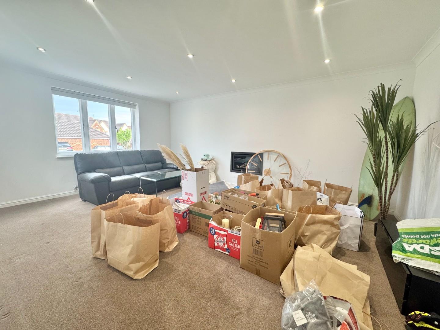 Bougainvillea Drive, Abington Vale