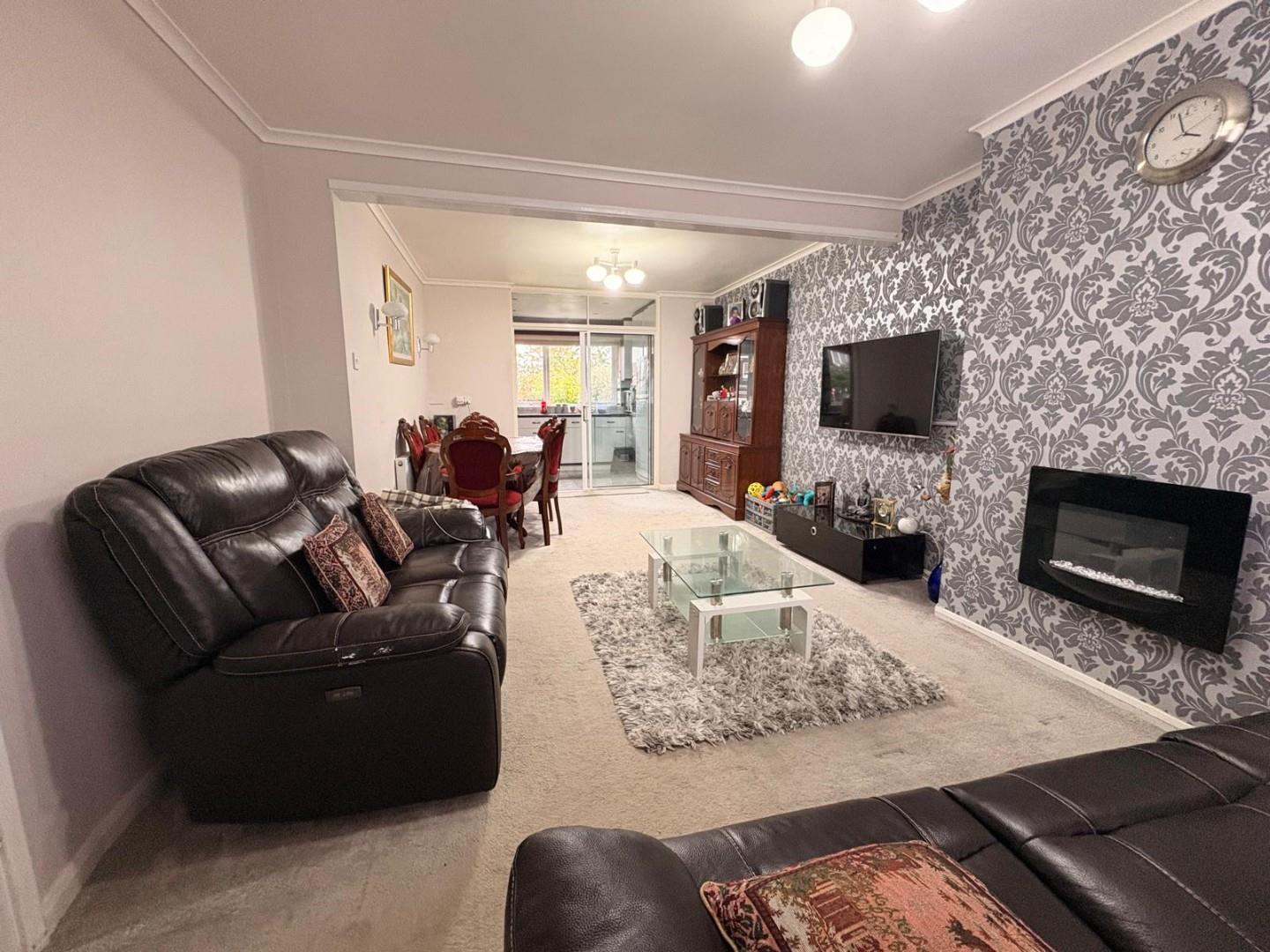 Meshaw Crescent, Abington Vale