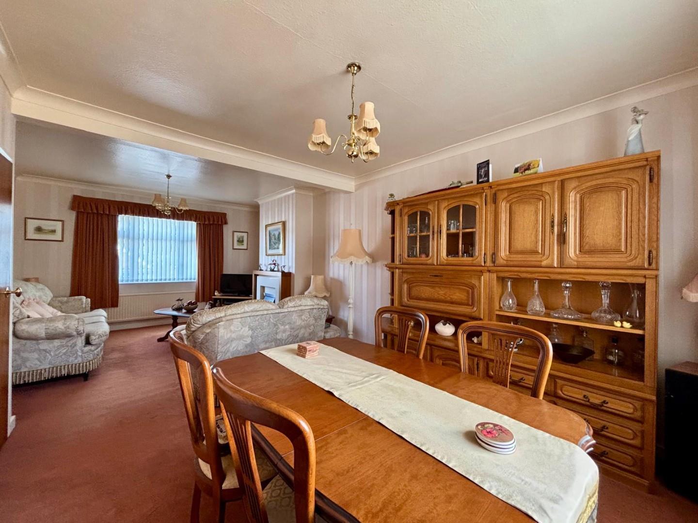 Hillside Way, Weston Favell Village