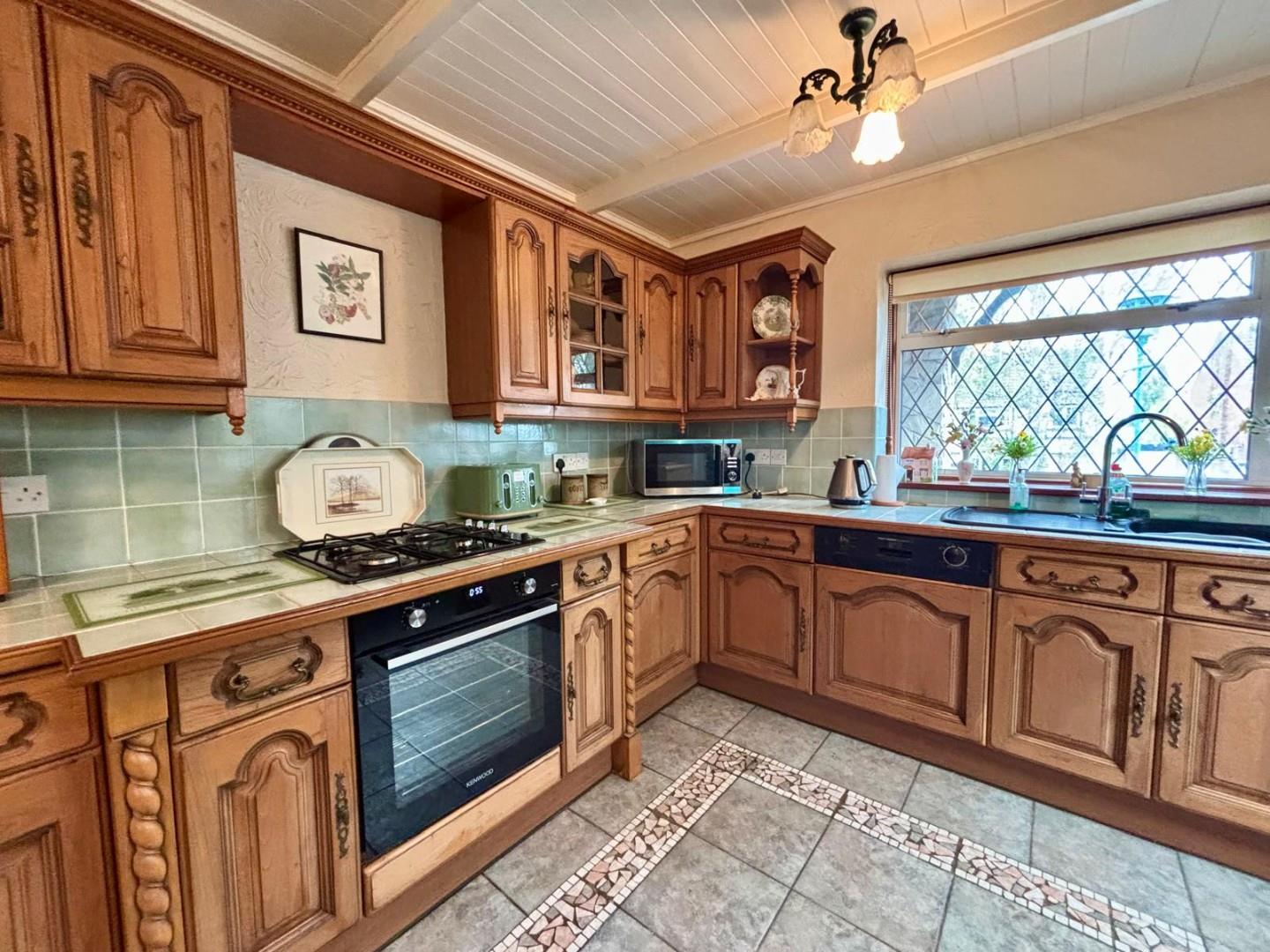 Taunton Avenue, Abington Vale