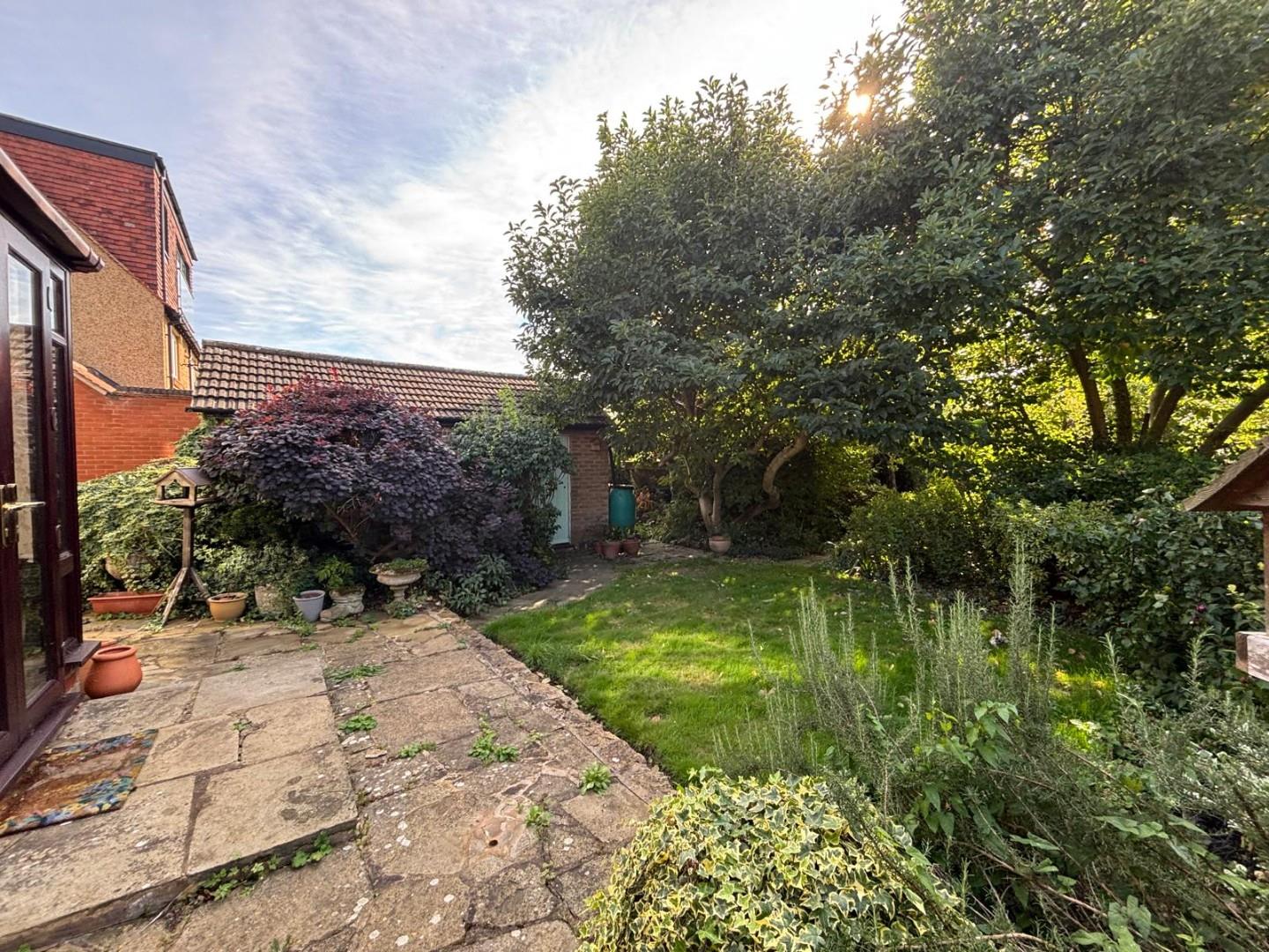 Meadway, Weston Favell Village