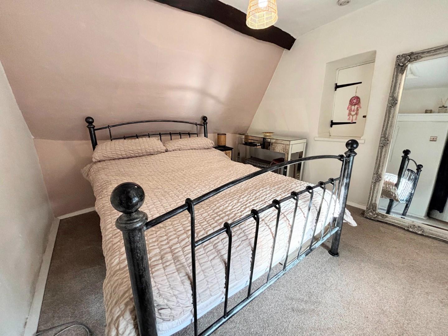 Lodge Road, Little Houghton