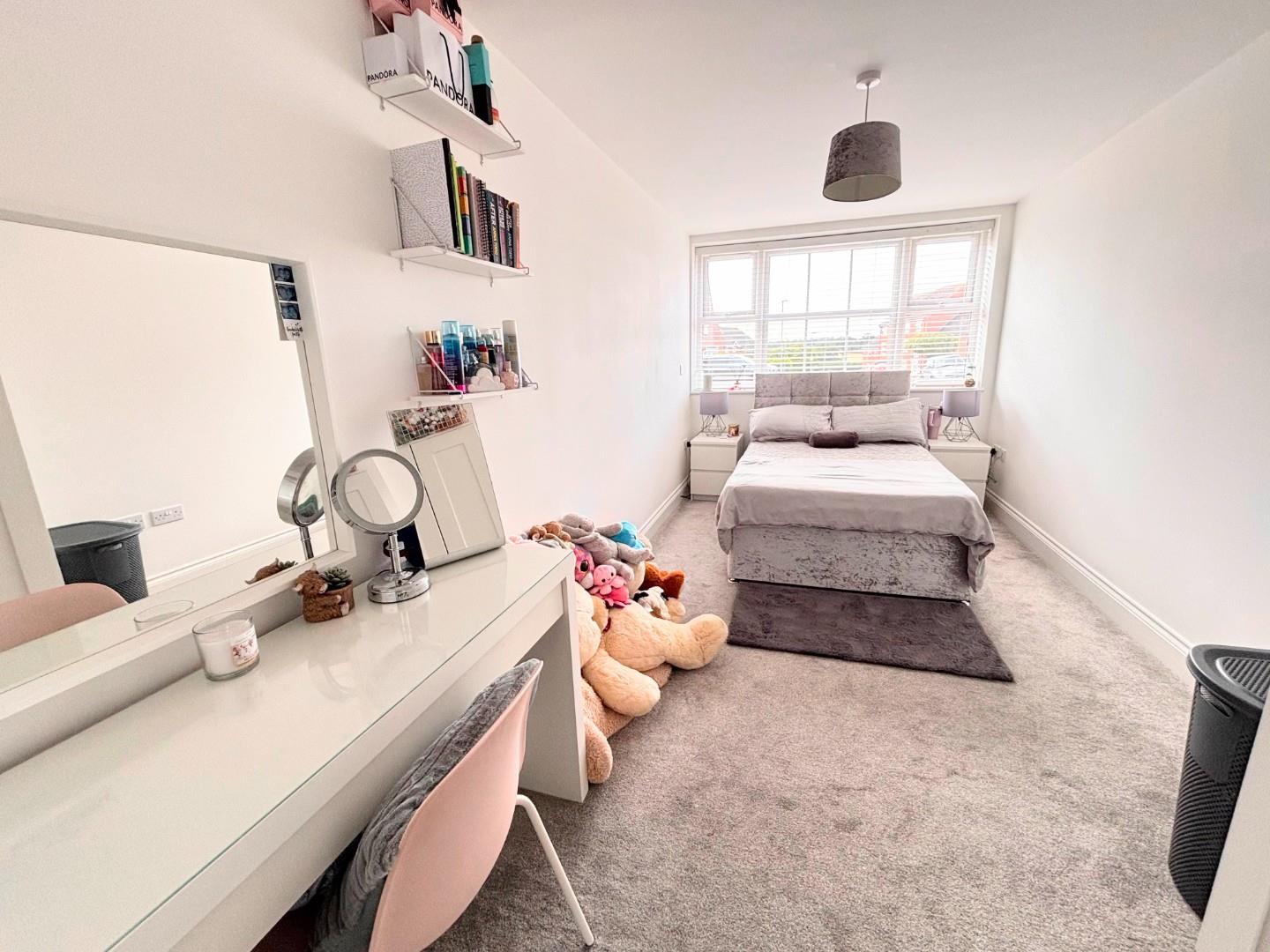 Centurion Way, Wootton