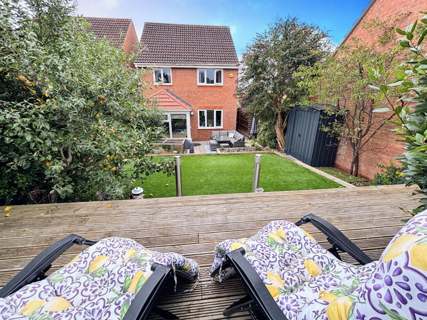 Farmers Close, Wootton Fields