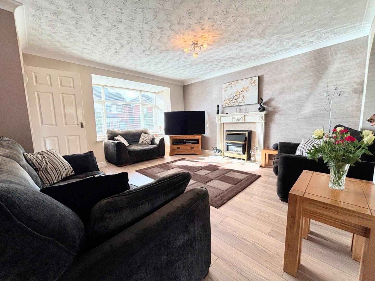 Curlbrook Close, Wootton Fields