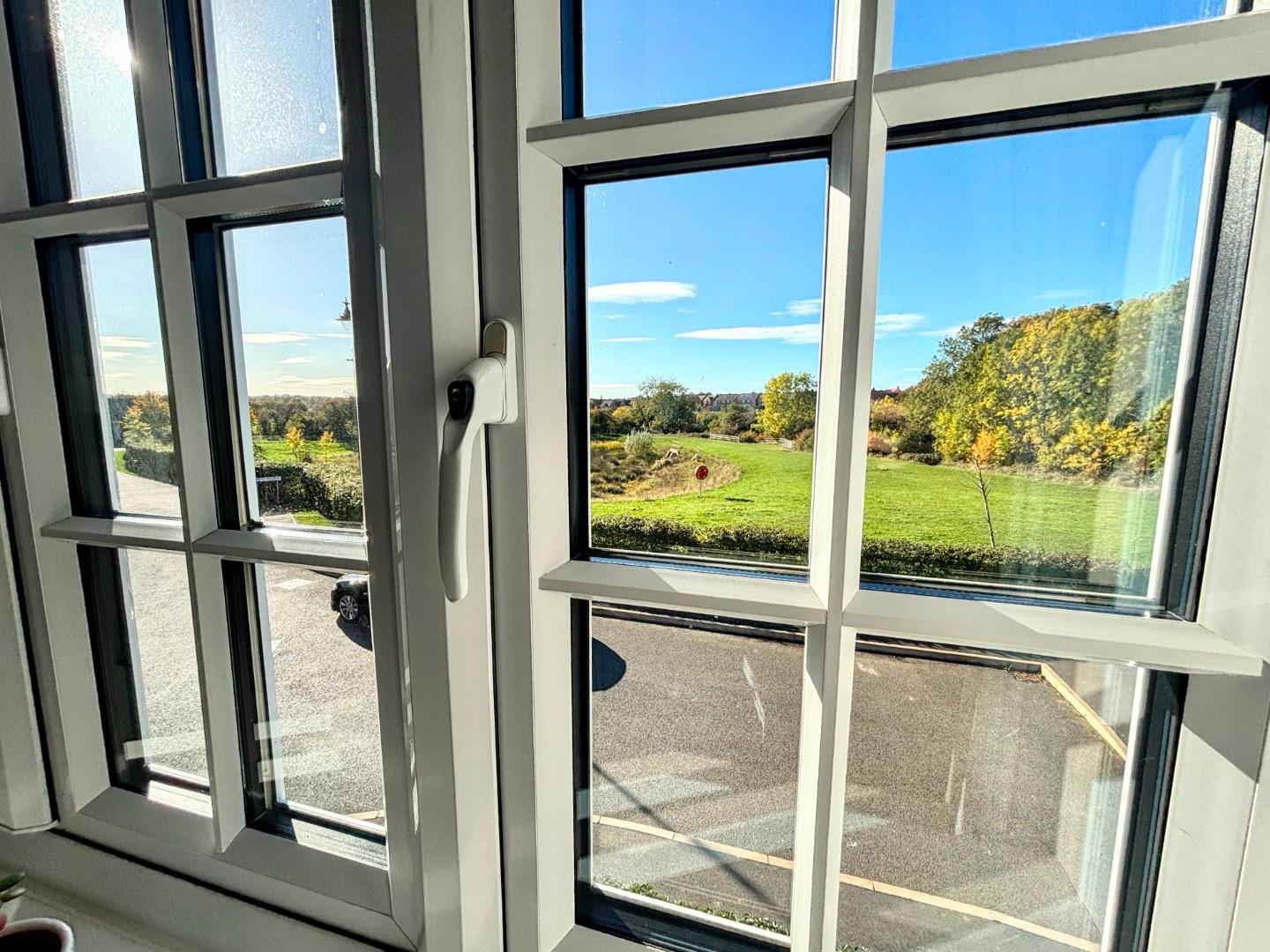 Clover Lane, Wootton Fields