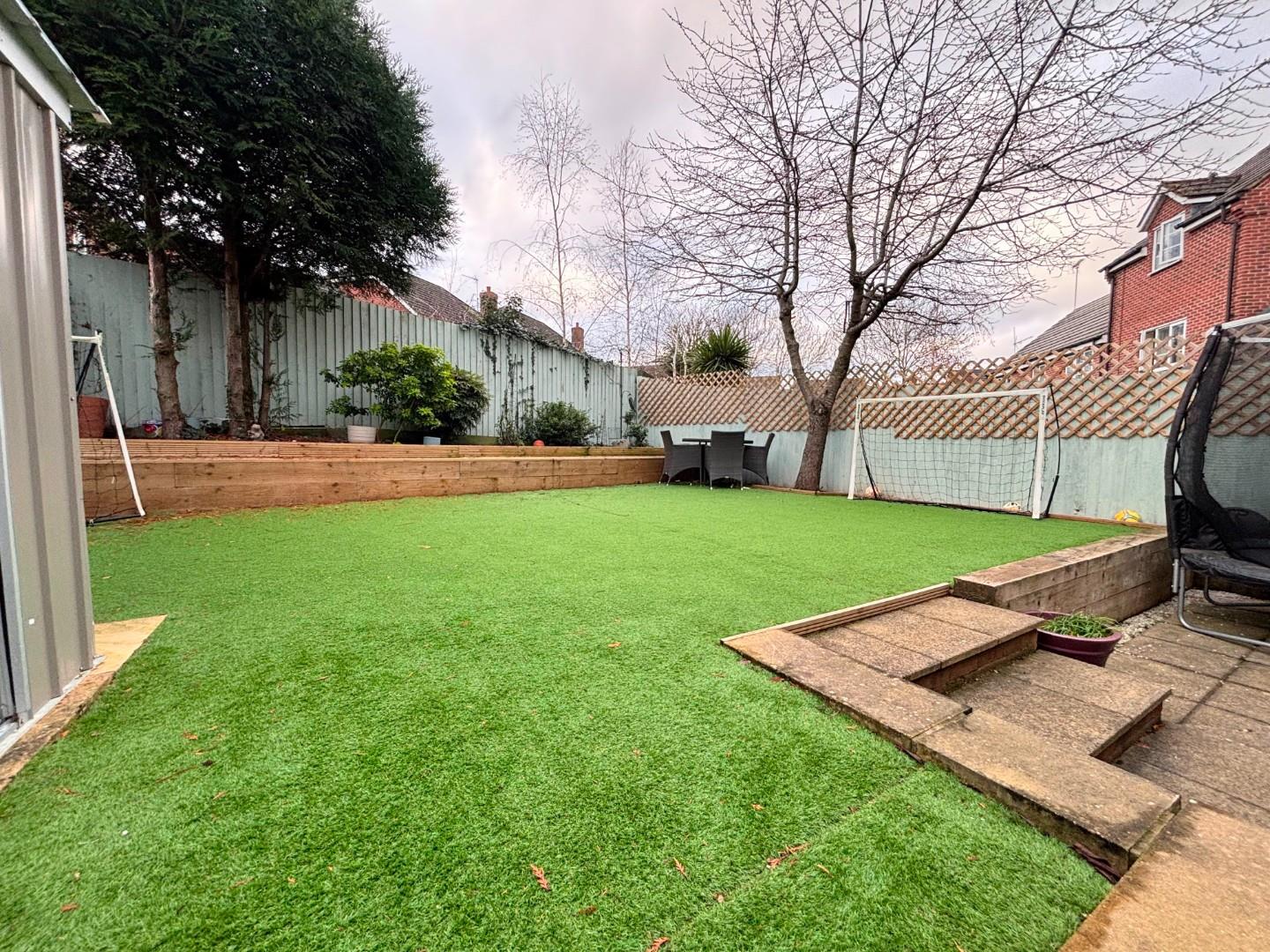 Rickyard Walk, Grange Park