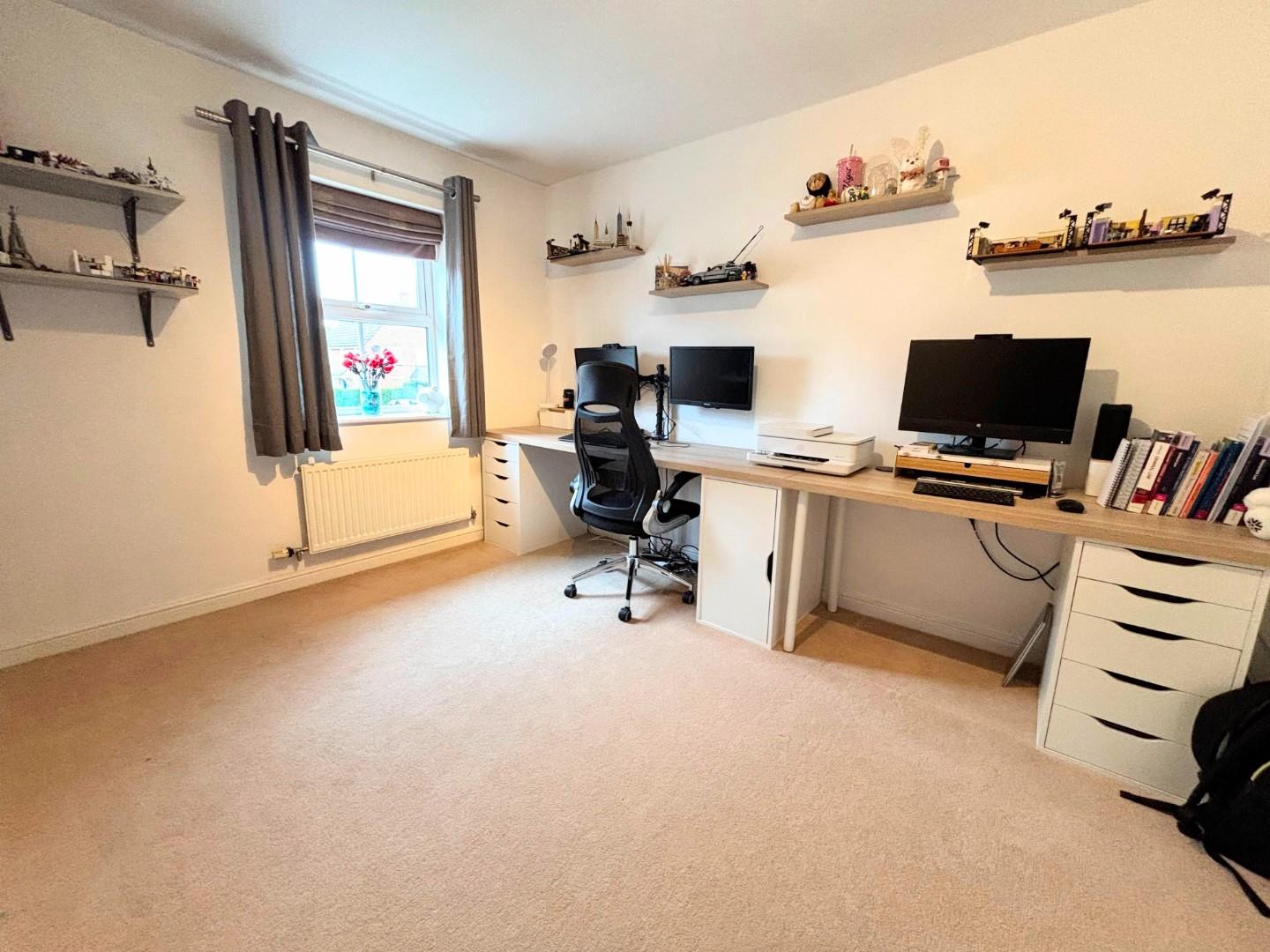 Brooks Close, Wootton Fields