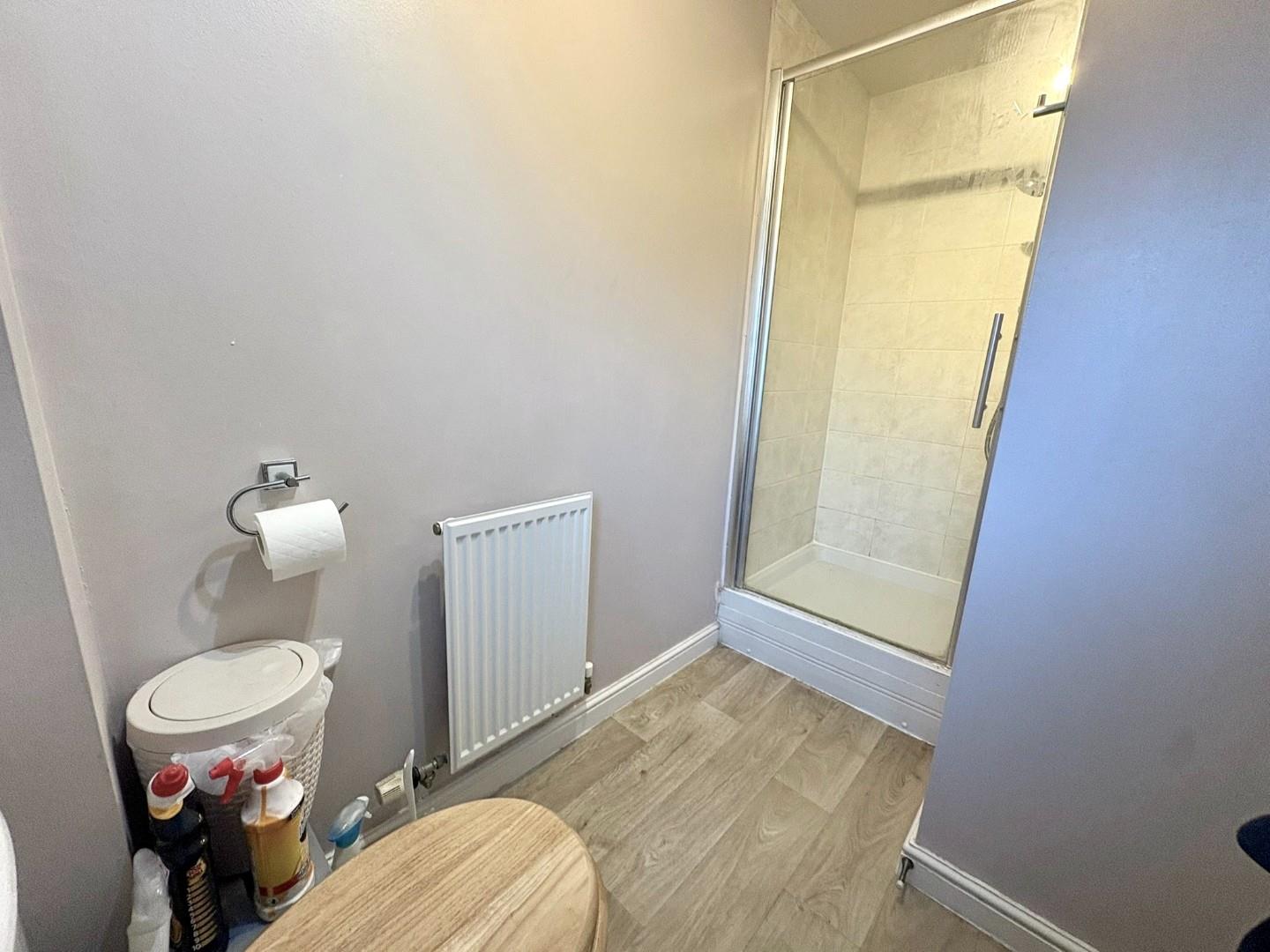 Robinson Way, Wootton Fields