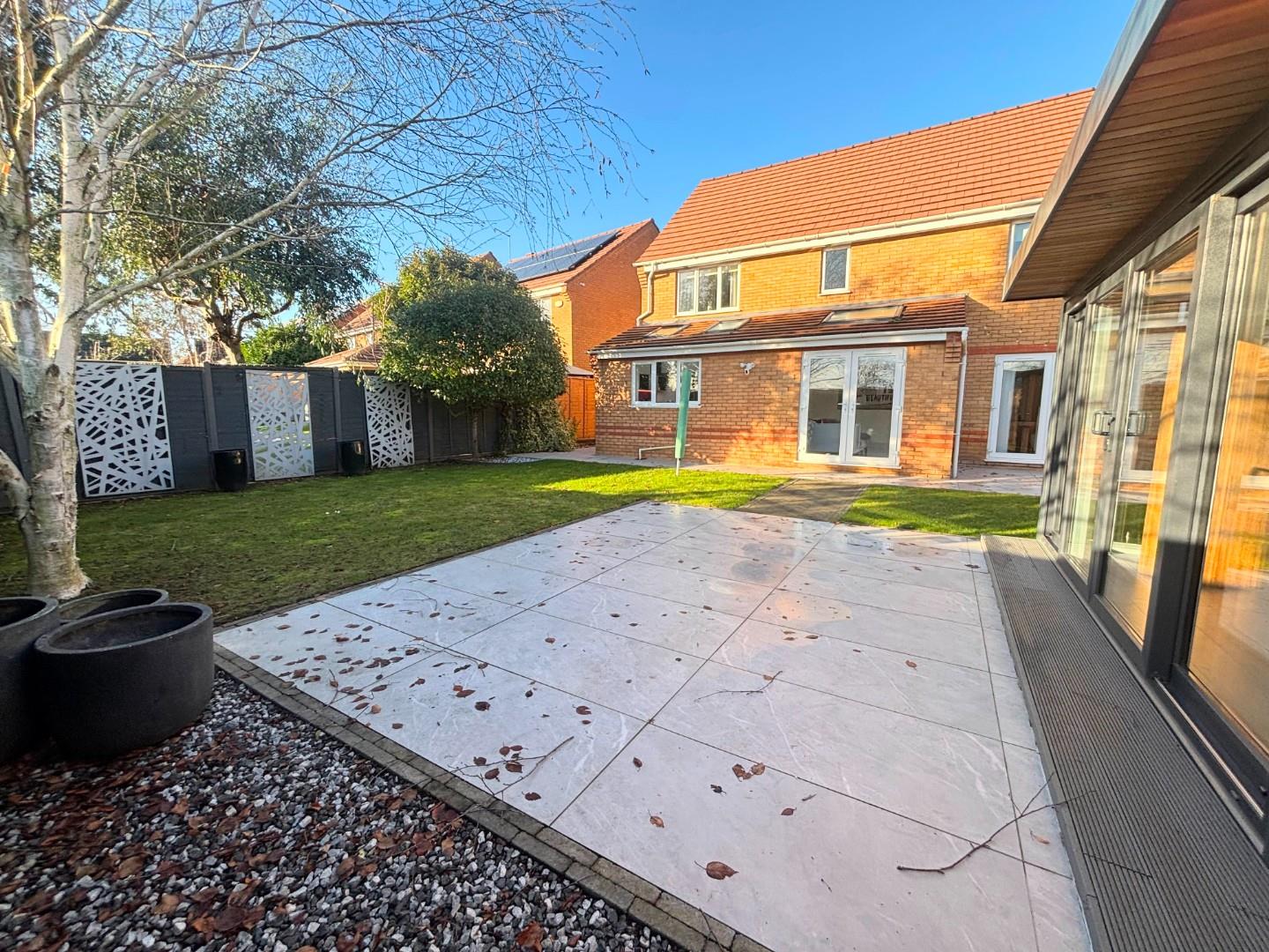 Spartan Close, Wootton Fields