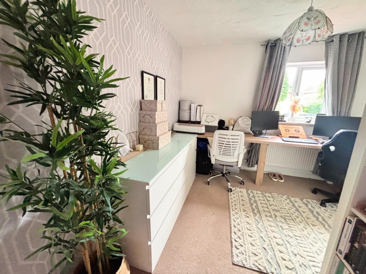 Farmers Close, Wootton Fields