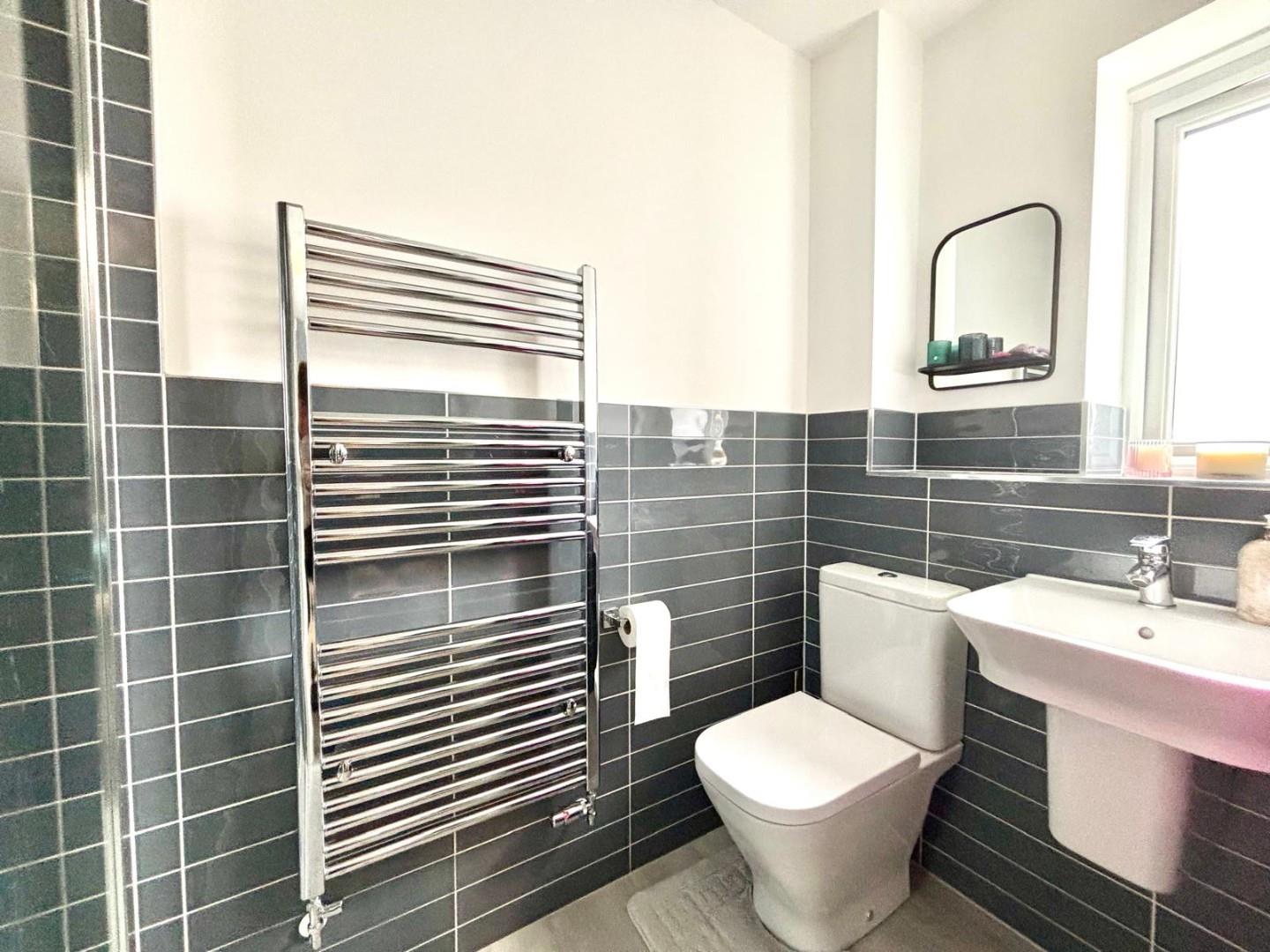 Sparrowhawk Crescent, Hardingstone