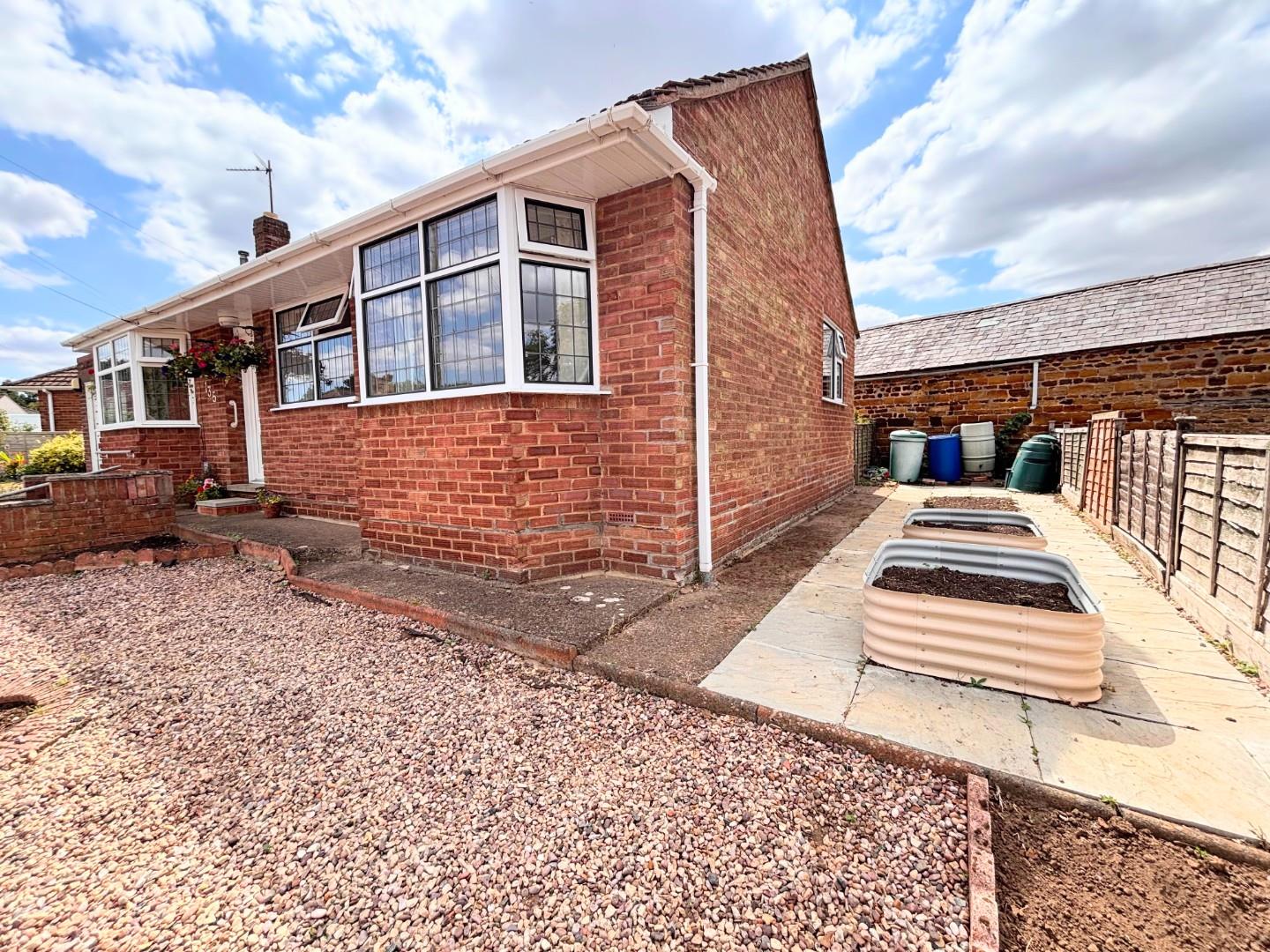 Bouverie Road, Hardingstone