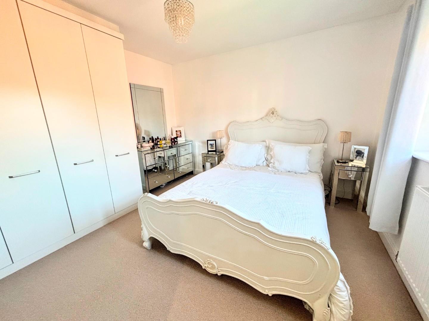 Clover Lane, Wootton Fields