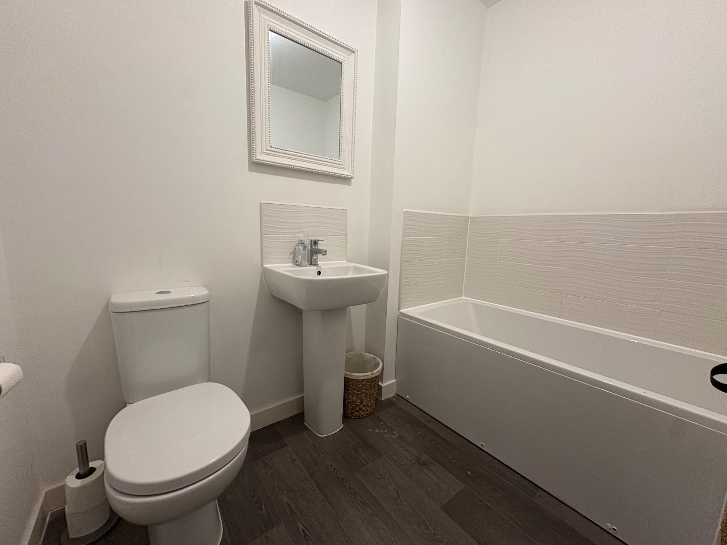 Pianoforte Road, Roade