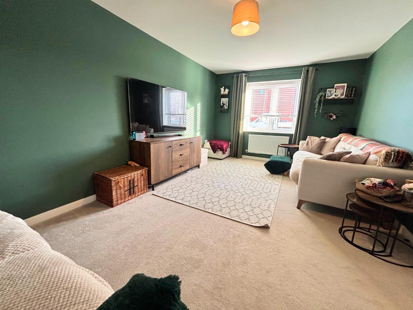 Silver Birch Road, Wootton