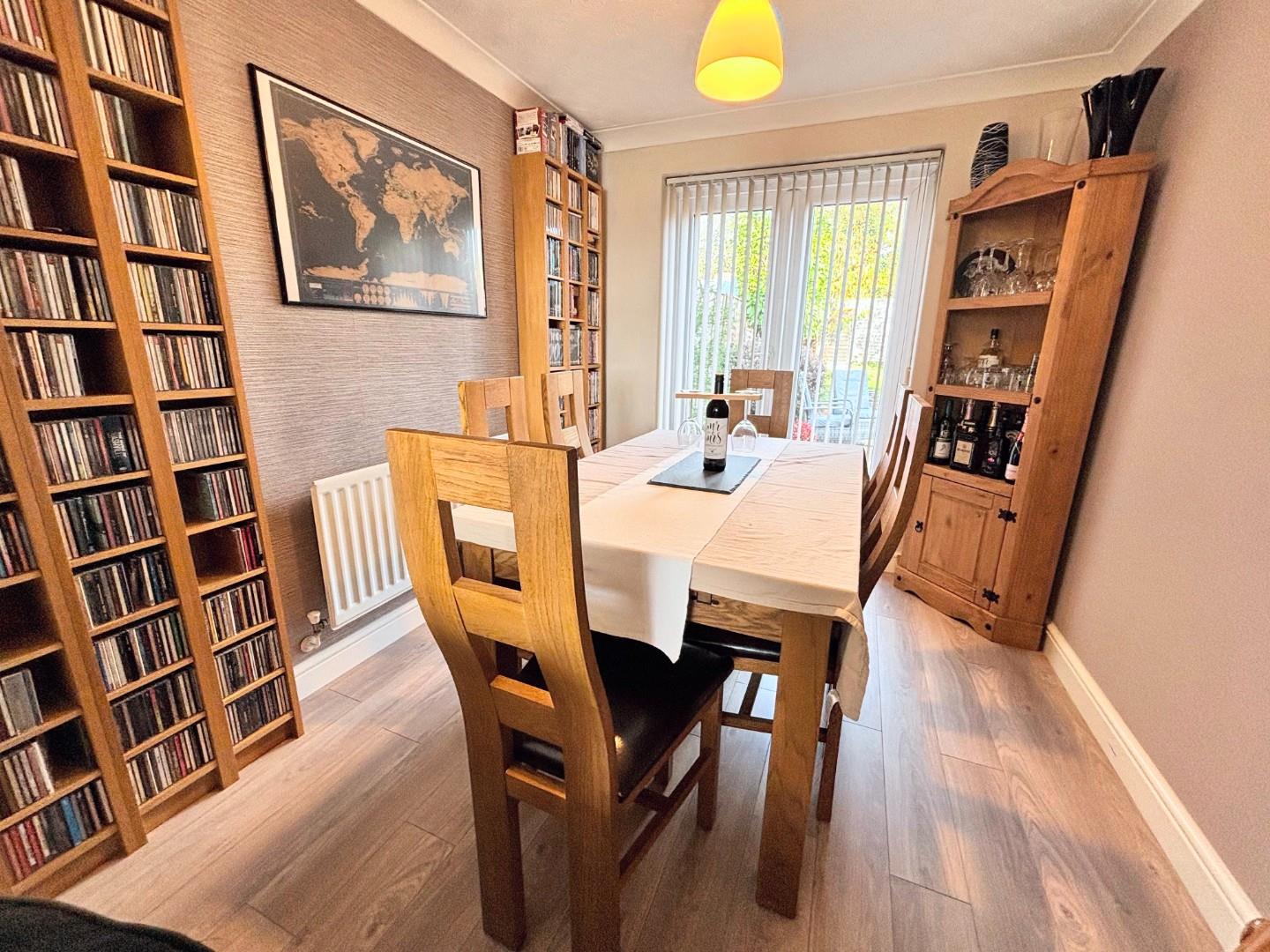 Curlbrook Close, Wootton Fields