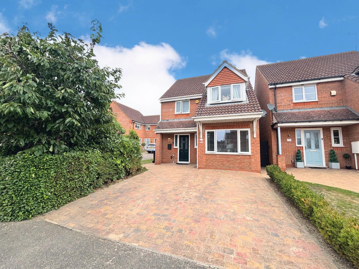 Farmers Close, Wootton Fields