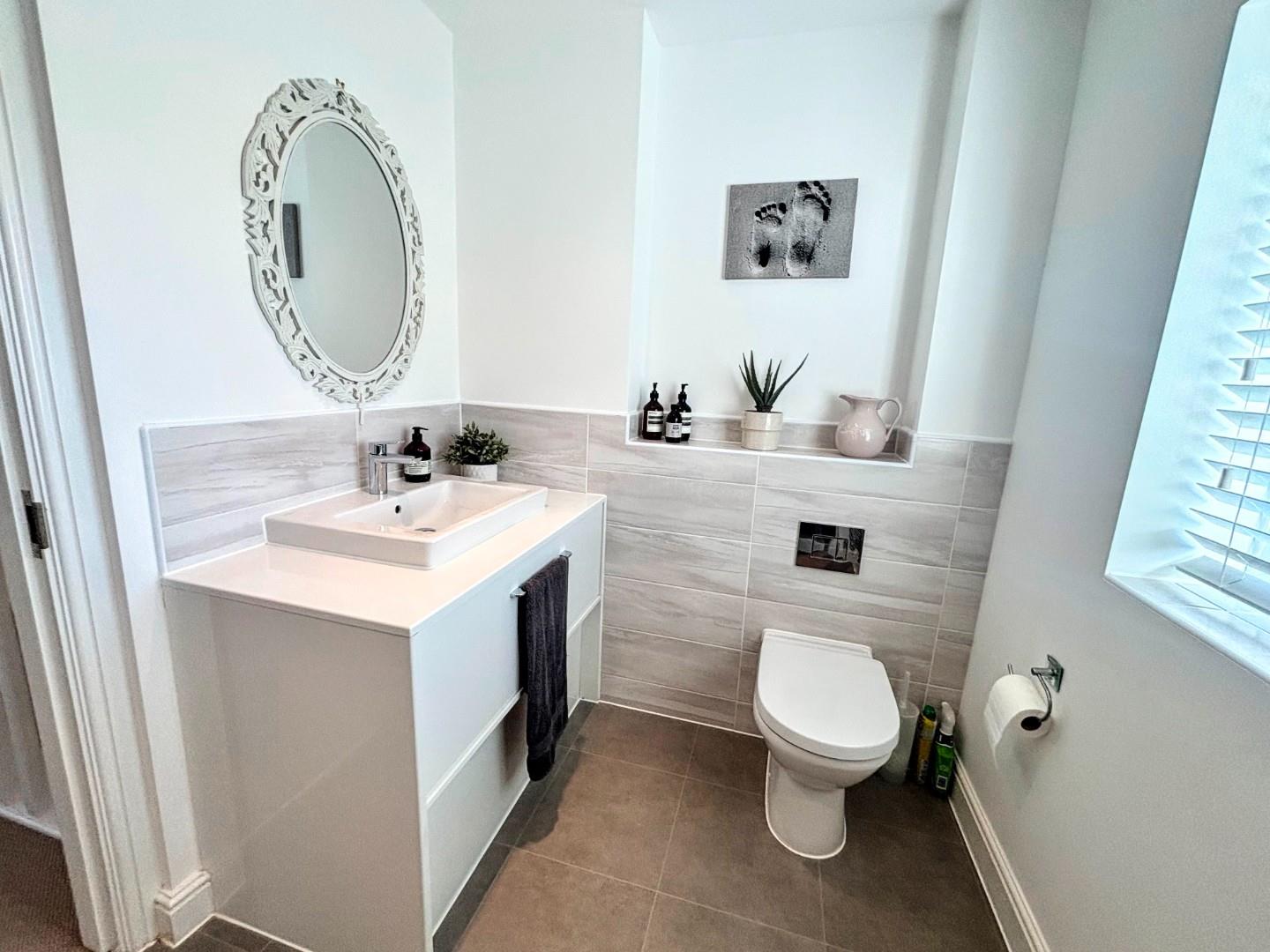 Clover Lane, Wootton Fields