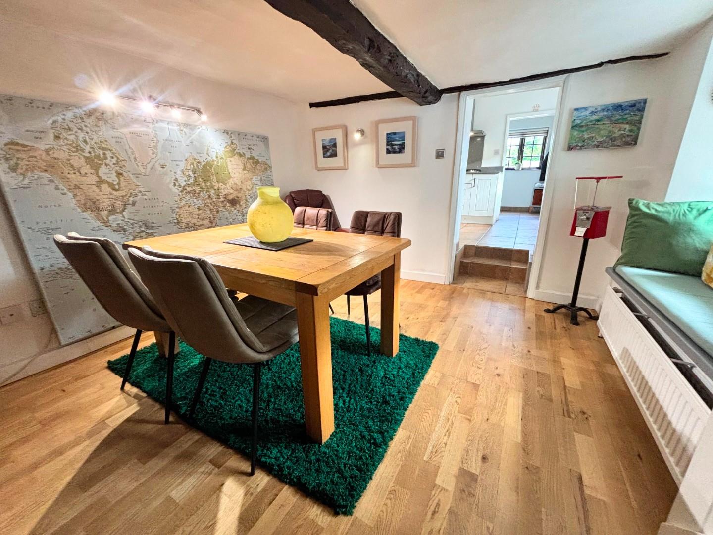 Lodge Road, Little Houghton