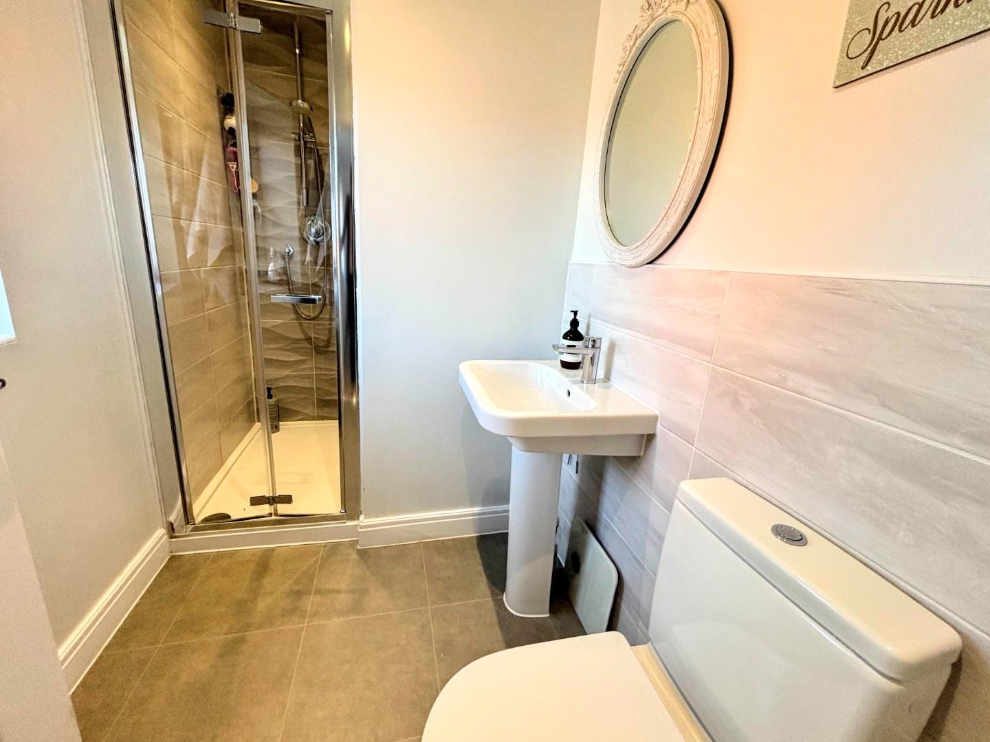 Clover Lane, Wootton Fields