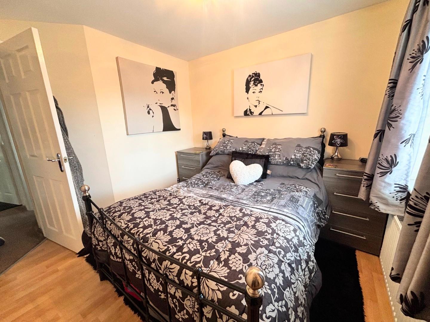 Dunnock Lane, Grange Park